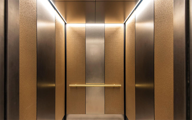 ورق استیل در آسانسور